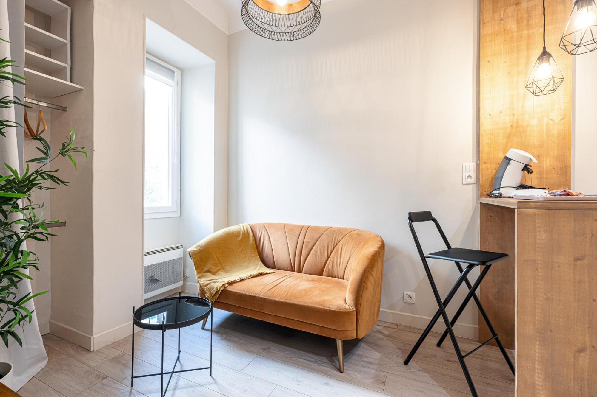 Le Petit Jean- Pres Gare Et Tram - Supermarches - Wifi - Apartment Nice